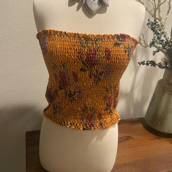 Crop tank top it beautiful - Picture 5 of 6